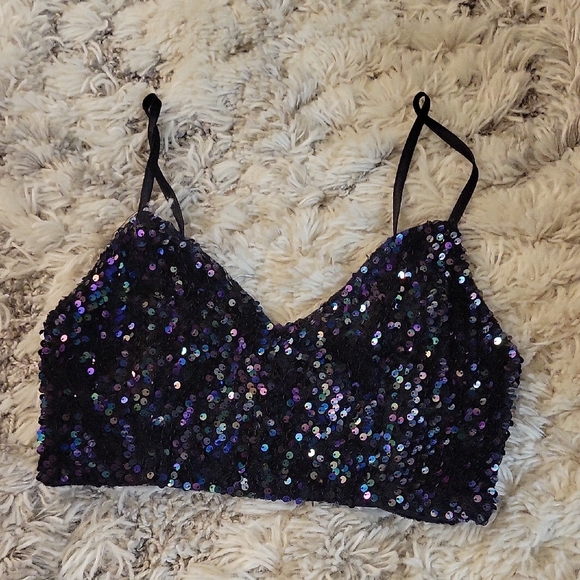 Forever 21 Blue Sequin Crop Camisole - Picture 1 of 10